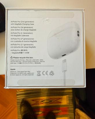Apple Airpods pro 2 (usb-C / magsafe)
