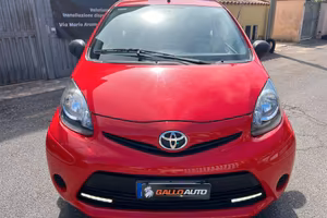 Toyota Aygo 1.0 12V VVT-i 3 porte Orange Connect