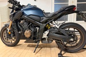 HONDA CB650R - QUICK SHIFTER