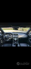 Jaguar xe r dynamic 204 cv