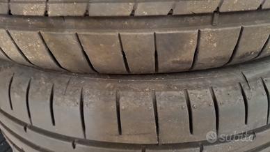 PNEUMATICI DUNLOP 215 55 R17 94Y