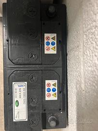 Batteria auto varta 90 A/H 900