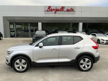 Volvo XC40 D4 AWD Geartronic Momentum
