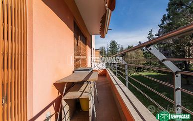 TRE LOC IN PICCOLA PALAZZINA