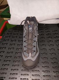 Scarpone magenta art dolomiti savana antracite