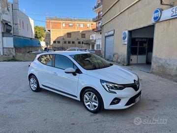 Renault Clio Blue dCi 100 CV 5P Business