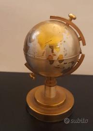 Accendino vintage mappamondo da tavolo