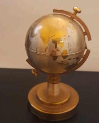 Accendino vintage mappamondo da tavolo