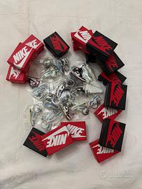 Stock Bomboniere: Mini Box + portachiavi Nike