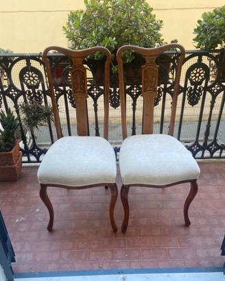 Sedie francesi in ciliegio con intagli, XIX secolo