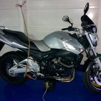 Suzuki GSR 600
