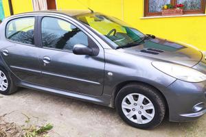 Peugeot 206+ 1.1 60 CV GPL del 2012