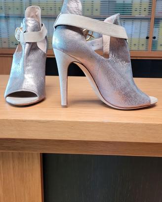  scarpe nuove  mai utilizzate
