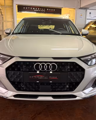 Audi A1 allstreet 35 TFSI S tronic Identity Contra