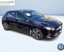 Mercedes-Benz Classe A A 180 D SPORT LIGHT AUTO