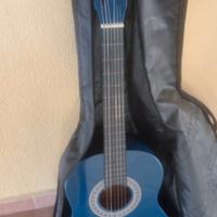 chitarra acustica