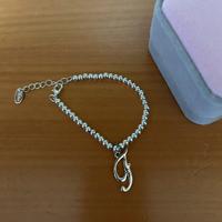 Bracciale con iniziale F