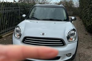 Minicooper countryman bianca