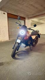 Moto Royal Enfild Scram 411