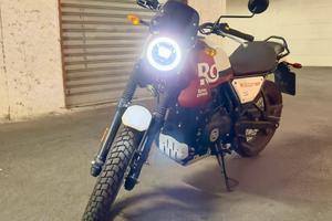 Moto Royal Enfild Scram 411