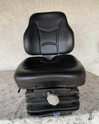 Sedile trattore COME NUOVO – Omologato CE