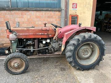 TRATTORE MF135