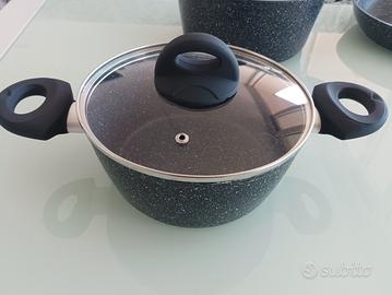 batteria di pentole antiaderenti