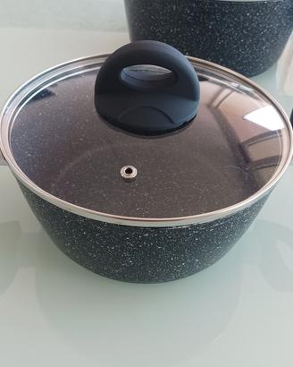 batteria di pentole antiaderenti