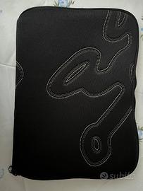 Custodia notebook Crumpler 13-14"