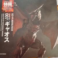 Tokusatsu Revoltech No.007 Gyaos Kaiyodo Action Fi