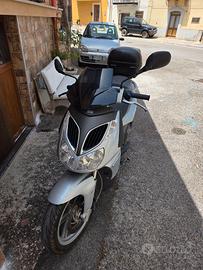 Scooter Aprilia Sportcity 200