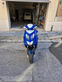  Scooter Yamaha areox 50 