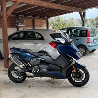 Yamaha T-Max 530 DX