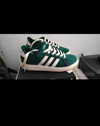 Adidas Grand court 