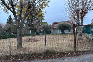 Terreno edificabile a dieci minuti dal mare