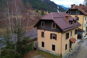 APPARTAMENTO BICAMERE CON GARAGE NEL CUORE DELL...