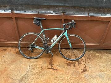 Bianchi oltre xr2