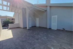 ATTICO INDIPENDENTE CON TERRAZZA ABITABILE 60 MQ