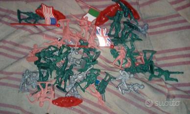 Set soldatini in plastica