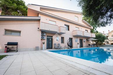 PORZIONE DI TRIFAMILIARE A ORTONA