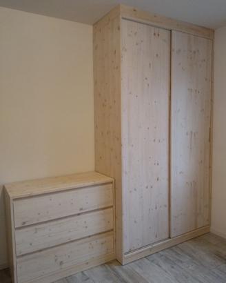 2 armadi 2 cassettiere in abete spazzolato sbianca