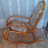 sedia dondolo rattan ritappezzata, solida integra
