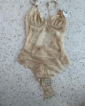 Body in pizzo Lovable tg. 2B