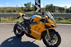 Ducati Panigale V4 S