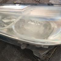 per Peugeot 208 faro sx più tre coppette da 15 