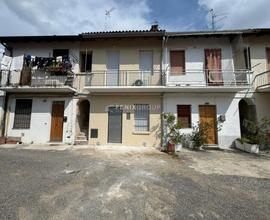 Bilocale ristrutturato in Via Libertà 21, Concorez