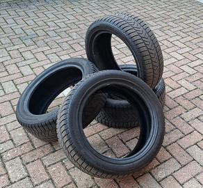 Pneumatici Pirelli Sottozero 215/50 r17