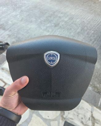 Parti auto Lancia Y