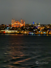 Direttore di sala con brigata completa