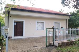 CASA INDIPENDENTE A PRATOLA SERRA